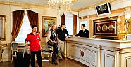 ACİLEN EĞİTİMLİ TURİZM ELEMANINA İHTİYAÇ VAR